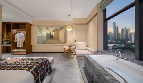 Deluxe Double Room with Bath