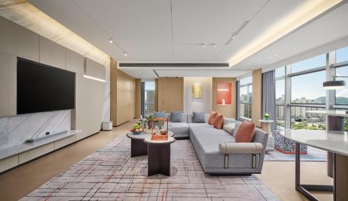 Chairman Suite