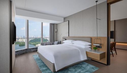 Executive King Suite - Club Lounge Access