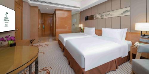Standard Double Room with Two Double Beds - High Floor