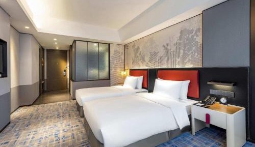 Premier Twin Room