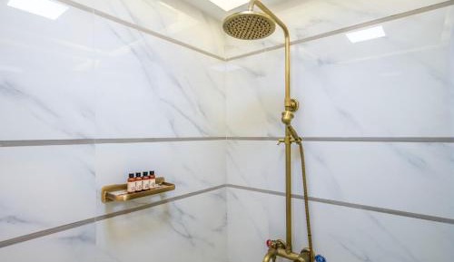Triple Room with Shower