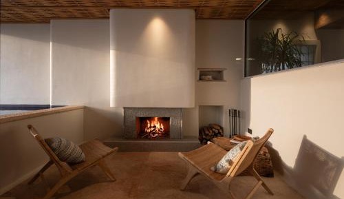King Suite with Pool View