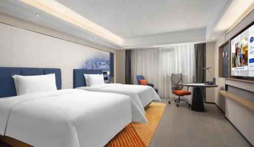 Twin Room with Mountain View