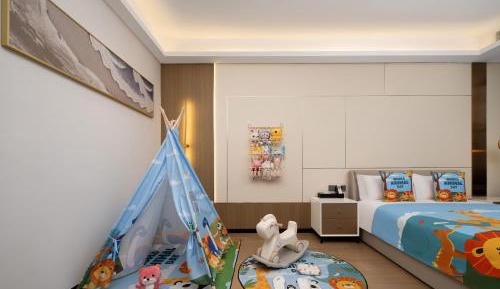 Standard Family Room