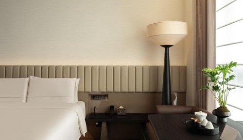 Premier River View King Room