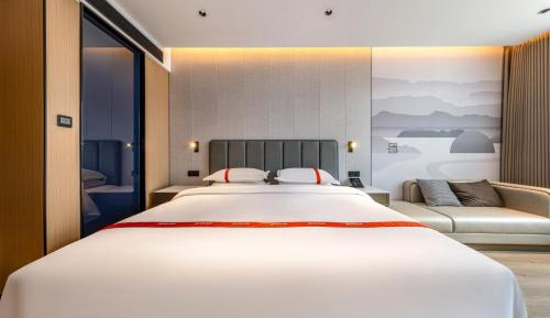 Superior Queen Room