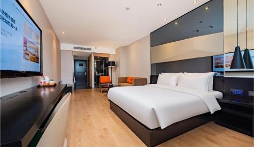 Designer King Room