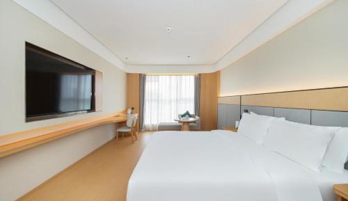 Business Queen Room