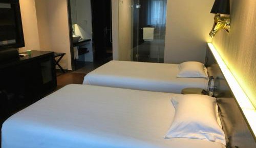 Business Twin Room