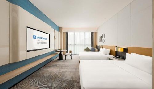 Deluxe Twin Room - High Floor/Non-Smoking