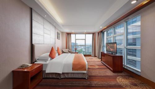 Suite with City View