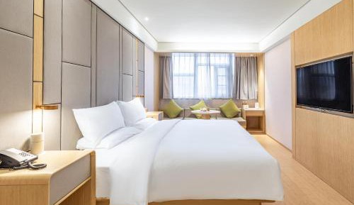Business Queen Room
