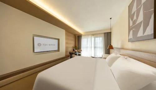 Queen Room with Balcony