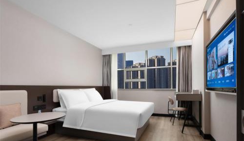 Business Queen Room