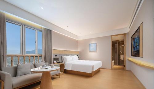 River View - King Room