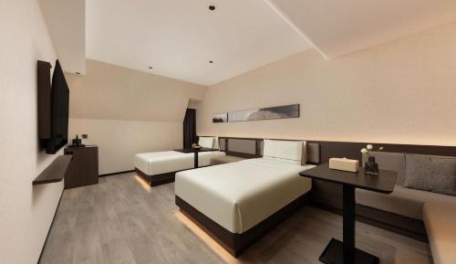 Executive Queen Room
