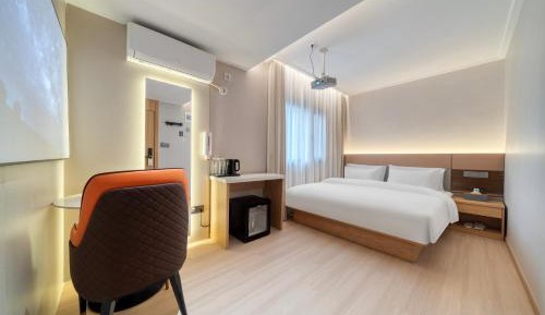 Superior Queen Room