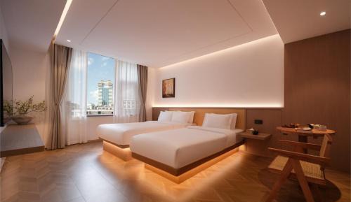 Double or Twin Room with Private Bathroom