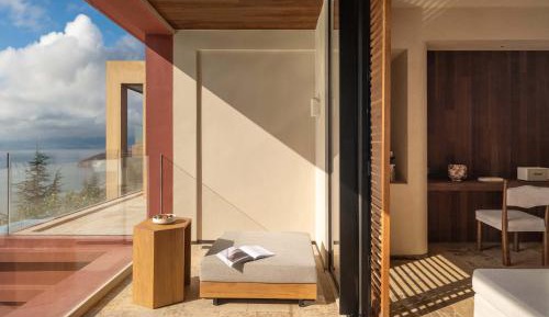 Queen Room with Balcony