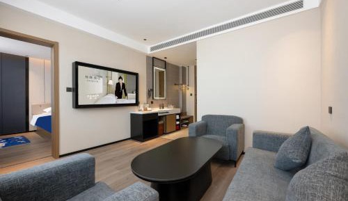 Suite with City View