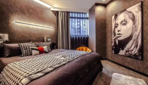 Standard Queen Room