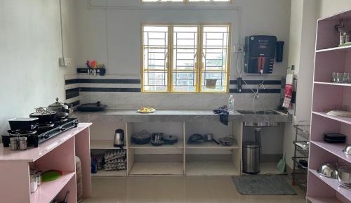 Five-Bedroom Apartment