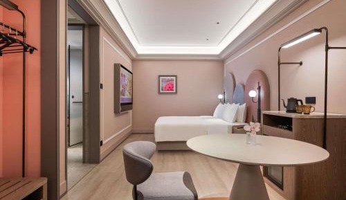 Superior King Room