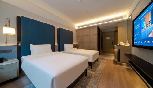 Twin Room with Mountain View