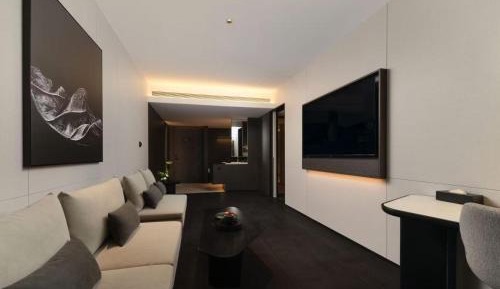 Premium Family Room
