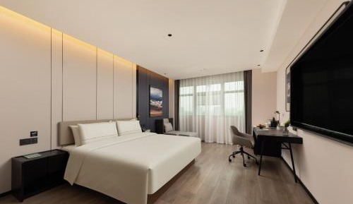 Premium Queen Room