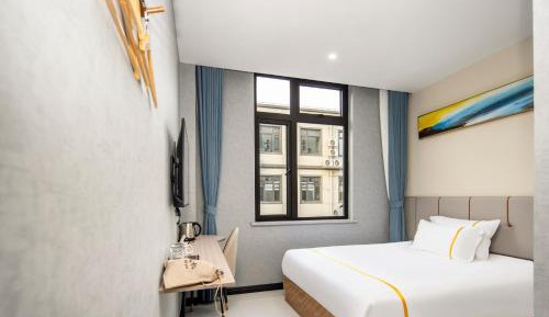 Superior Single Room