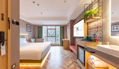 Superior Queen Room