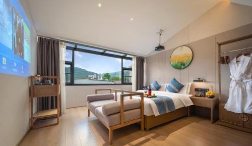 Superior King Room