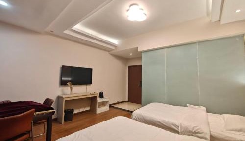Twin Room with Private Bathroom
