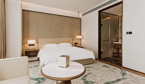 Superior Queen Room