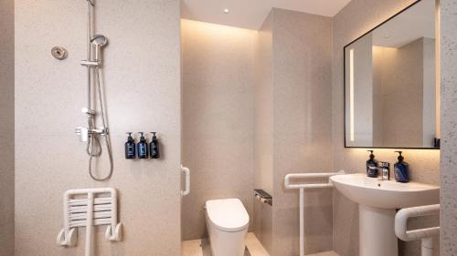 Standard King Room - Accessible