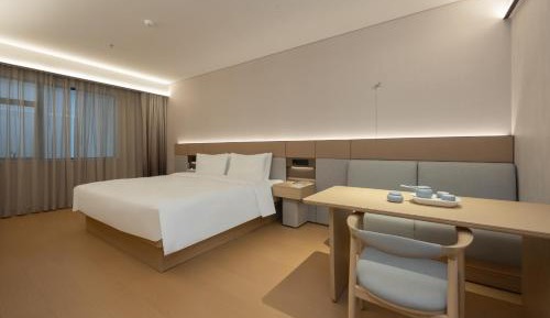 Superior King Room A