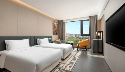 Business Twin Room - Non-Smoking