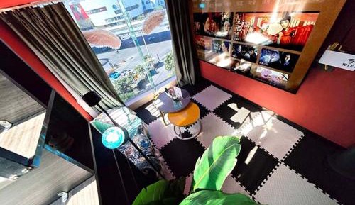 Studio - Split Level