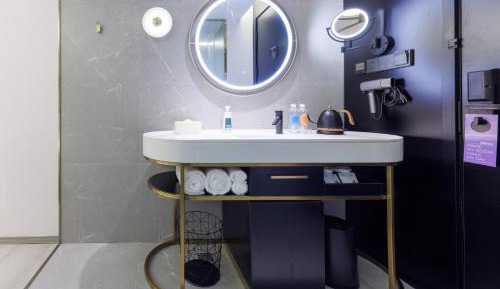 Super Twin Room