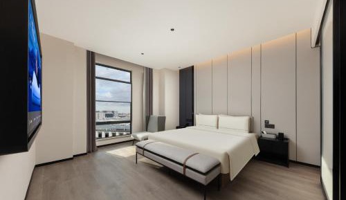 Premier Suite