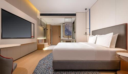 Standard King Room