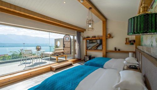 Twin Room with Sea View