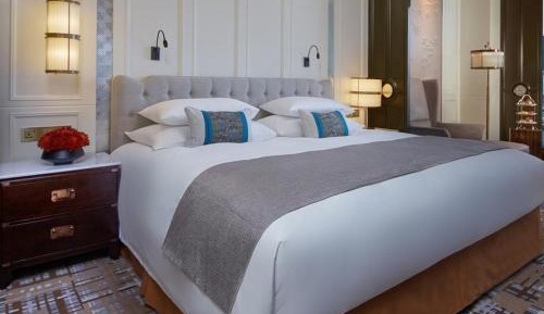 Deluxe Double Room with Lake View