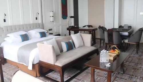 Double Room with Mah-jongg