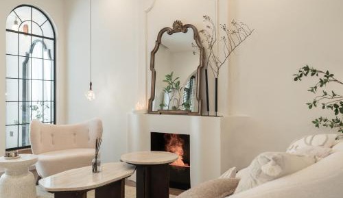 Three-Bedroom Premium Apartment with Balcony