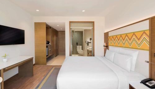 Superior King Room