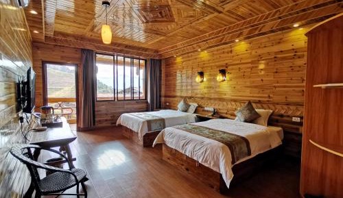 Triple Room with Balcony