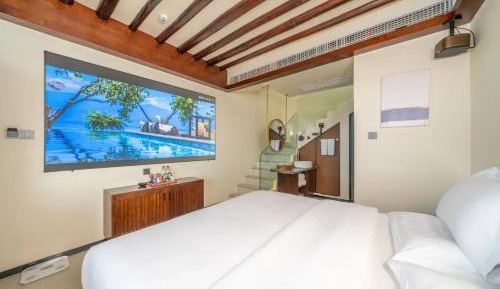 Twin Room with Lake View